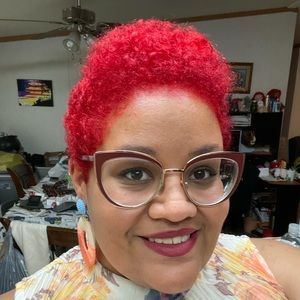 Meet your Posher, Allie